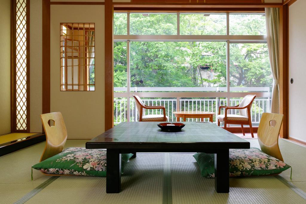 Iizaka Hotel Juraku Fukushima  Extérieur photo